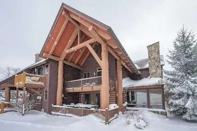 Image de Changements d'altitude - Ski In \/ Ski Out Home au sommet du Wisp Resort près de Asci