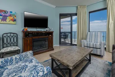 Image de Phoenix Vi Condo 2 chambres * Beach Front *