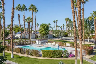 Image de Villa, 2 chambres, 2 salles de bains, très bien situé et proche de tout