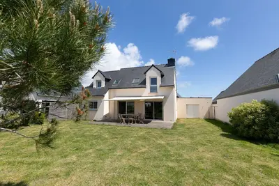 Image de Sarzeau - Maison 5 chambres proche de la plage. Belle vue dégagée.