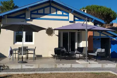 Image de Maison Biscarrosse Plage : T2 Confortable avec Jardin, Terrasse et Parking, à 500m de l'Océan