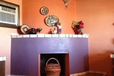 Casita à 2 pâtés de maisons de la plage de Mirador, sécurité 24h / 24, cour clôturée acceptant les animaux de compagnie