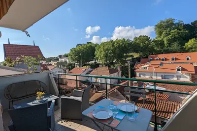 Image de Centre Arcachon - Grand T3 Calme, Lumineux avec Terrasse et Parking, Proche Plages et Commerces