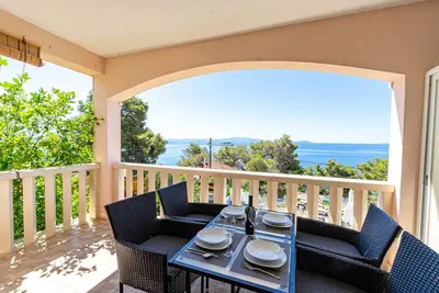 Appartement d'une chambre prés de la plage Prizba, Korcula (A-10056-b)