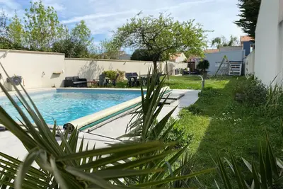 Image de Villa de vacances avec piscine chauffée 28 degrés La Rochelle Aytré -