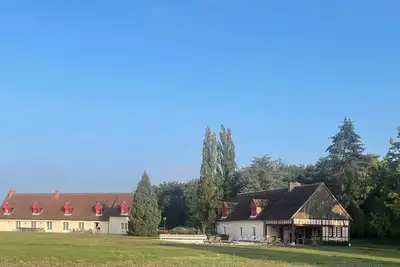 Image de Maison atypique, forêt, Beauval, piscine, 8 à 16 p. Cerf le parc, silence