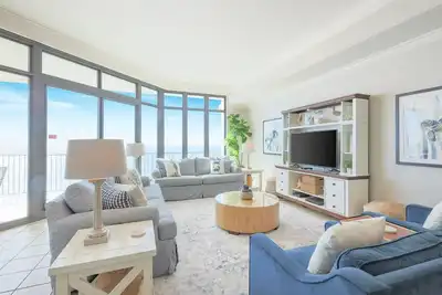 Image de Phoenix West ~ Condo 3 chambres 1606