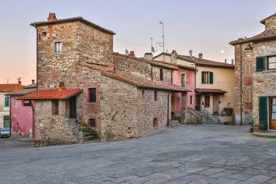 Image de Maison de vacances à Pergine Valdarno avec 3 chambres à coucher, 6 couchages
