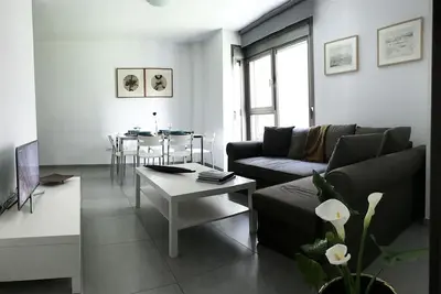 Image de New cozy apartment next to the beach!