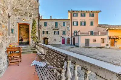 Image de Maison de vacances à Pergine Valdarno avec 2 chambres à coucher, 4 couchages