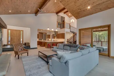 Image de Nouvelle inscription - Mountain Modern Luxury 4 Br 3. 5 Ba à Grays Crossing