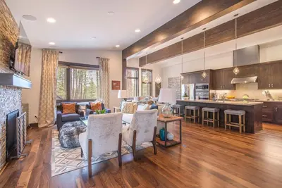 Image de Superbe Martis Valley Townhome à Schaffer's Mill