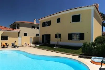 Image de 6-persons villa with private pool