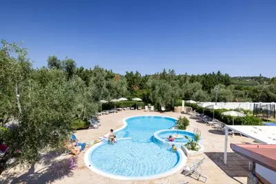 Image de Semi detached Villa Country