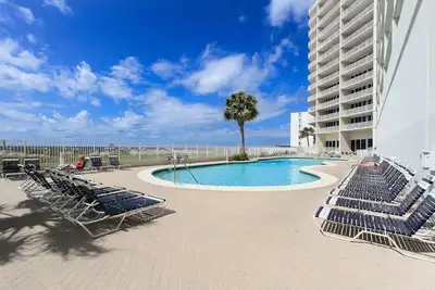 Image de Lighthouse Condos by Hosteeva