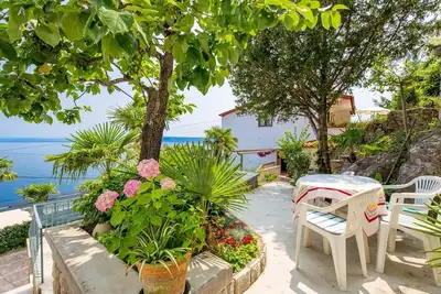 Image de Appartement d'une chambre avec la terrasse et la vue sur le mer Moscenicka Draga, Opatija (A-7766-e)