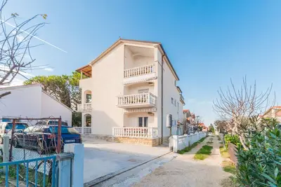 Image de Appartement de deux chambres avec la terrasse Sabunike, Zadar (A-14490-f)