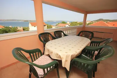 Image de Appartement de deux chambres avec la terrasse et la vue sur le mer Kraj, Pasman (A-331-c)