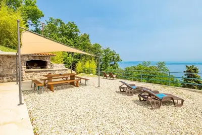 Image de Appartement d'une chambre avec la terrasse et la vue sur le mer Moscenicka Draga, Opatija (A-7766-c)