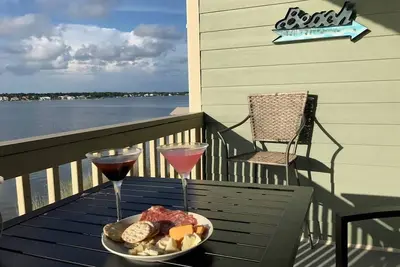 Image de Lagoon Front - Gulf Views - 3 balcons! Tout avoir!