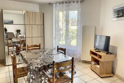 Image de Studio à deux pas de la plage, proche commerces avec Wifi et équipements complets