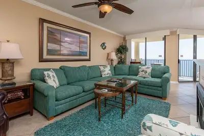 Image de Phoenix Iv ~ Une chambre ~ Condo sur la plage 4102