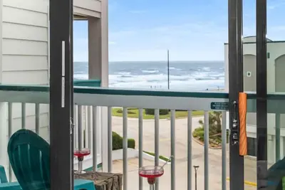 Image de Venez profiter de ce condo au dernier ��tage avec des taux bas! ! Vue imprenable, 2 piscines! Accès facile à la plage! # 314