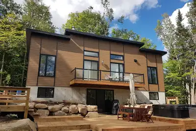 Image de Chalet Nordique (Lake Front)