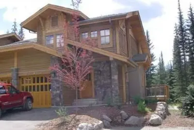 Image de Belle ville Unit End maison en face du Mont Morrisey