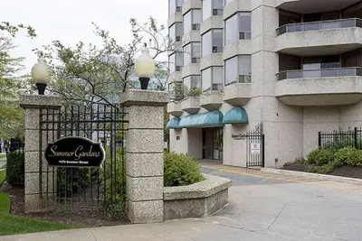 Image de Superbe deux chambres / deux salles de bains condominium exécutif