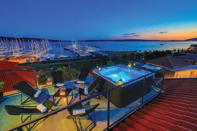Image de Superbe appartement à Kastel Gomilica