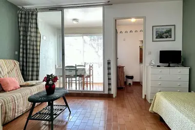 Image de Studio à Argelès-sur-Mer, 400m de la plage et proche commerces, loggia, animaux bienvenus, ménage inclus