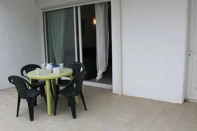 Image de Maison traversante climatisée, 200m de la plage, 2 terrasses, 2 chambres, 6 couchages