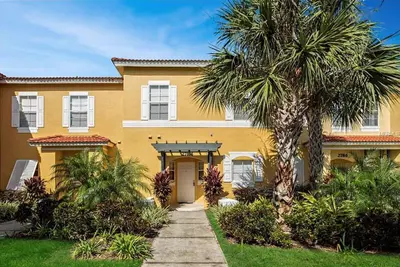 Image de Executive Townhome dans l'île d'Émeraude ~ 3 Br 2. 5 Ba ~ Prochain Clubhouse ~ Disney