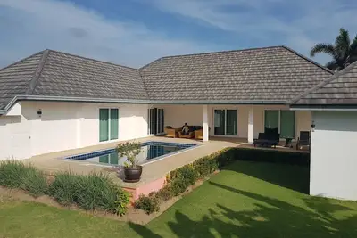 Image de Villa avec piscine située à Hua Hin \/ Pranburi