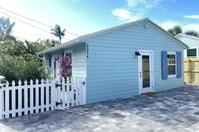 Cottage récemment rénové au coeur du centre-ville de Delray Beach! (Animaux acceptés! )
