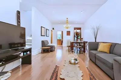 Image de maison de luxe du centre-ville de Montréal