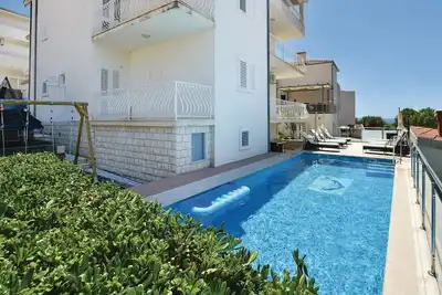 Image de Belle maison à Podstrana avec WiFi
