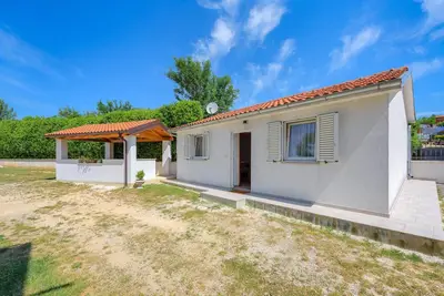 Image de Superbe maison Ă Zminj avec WiFi