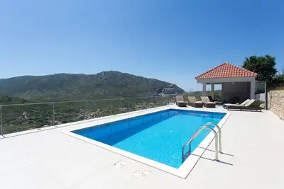 Image de Nice home in Zrnovnica
