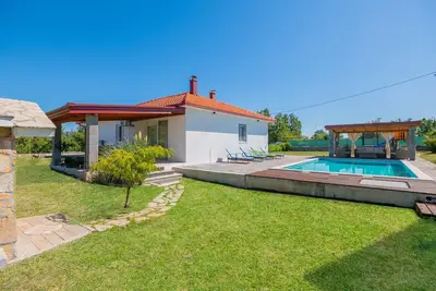 Image de Maison confortable à Vinjani Gornji.