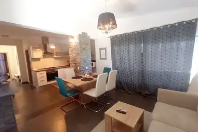 Image de Appartement de deux chambres avec la terrasse Sumartin, Brac (A-11926-a)