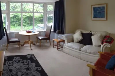 Image de Chic appartement de campagne vue imprenable, près des villages et facile d'accès de Londres