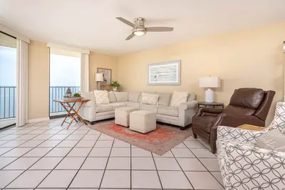 Image de Phoenix 4 - * Obtenez une nuit gratuite! * 3br Condo sur la plage!