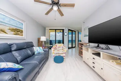 Image de 5ème étage! Obtenez une nuit gratuite! Phoenix Iv 1 chambre