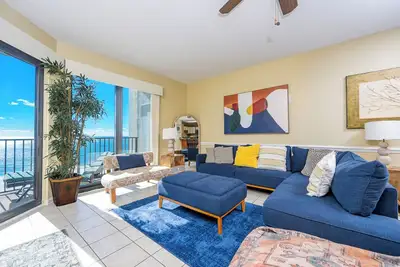 Image de Phoenix Vi ~ Balcon face Ă la plage! ~ 3 Br 2 Ba