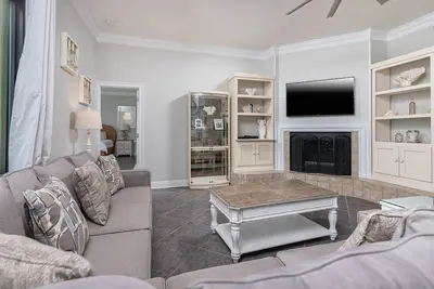 Image de Condo Penthouse! ! ! ! 3 chambres - front de mer
