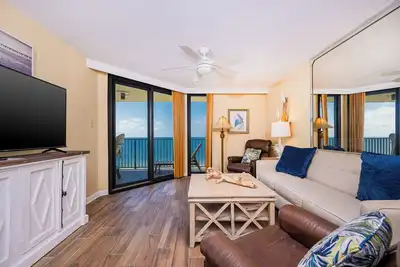 Image de Great Beach Front View de ce 2 chambres à Phoenix 3