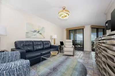 Image de * Meilleur Choix * Premium One Bedroom @ Phoenix 6