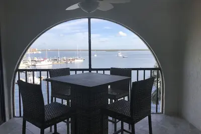 Image de Waterfront Marco Island Retreat
